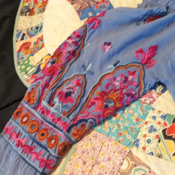 Adeline All Over Embroidered Off the Shoulder Boho Peasant Blouse Women's Size S - Picture 4 of 8